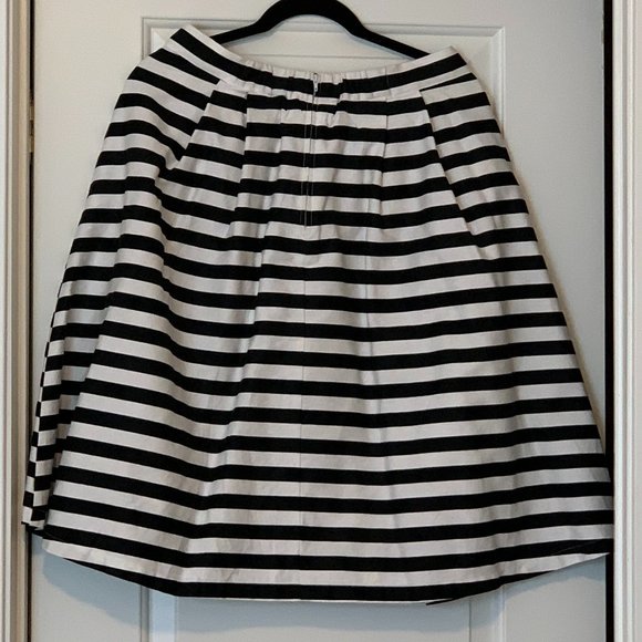 Nearly New Dusk and Stunner Midi ModCloth Skirt - Picture 4 of 6